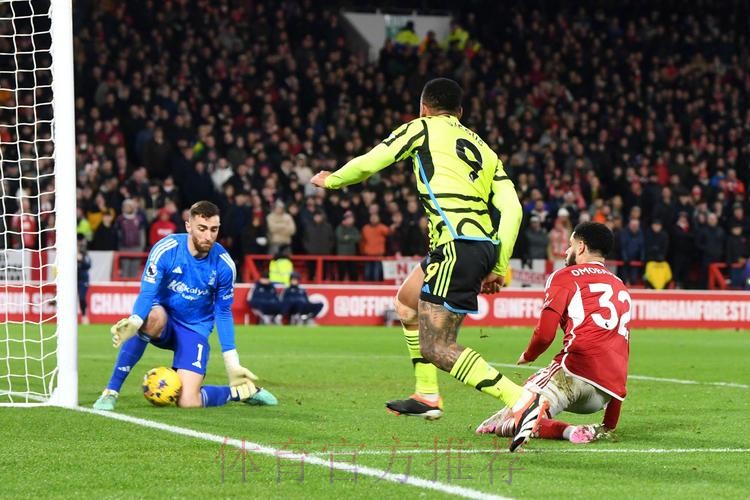 热苏斯本场送出1次助攻，1过人2关键传球，对抗8胜1