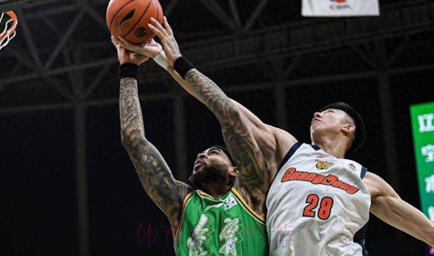 辽篮惨败广东揪出三大死穴!杨鸣还在啃老本:外援竟狂输对手44分 辽篮惨败广东揪出三大死穴!杨鸣还在啃老本:外援竟狂输对手44分